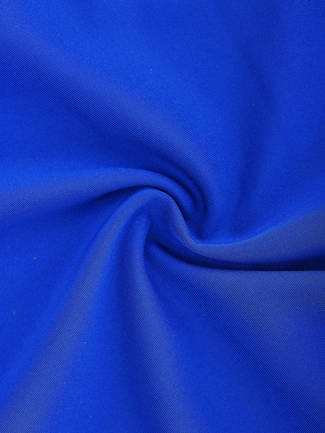 Rochie mini modelatoare cu mânecă lungă